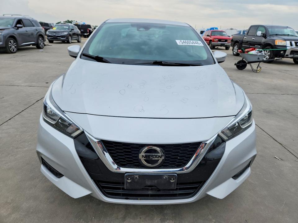 54605446 :رقم المزاد ، 3N1CN8EV5LL883833 vin ، 2020 Nissan Versa مزاد بيع