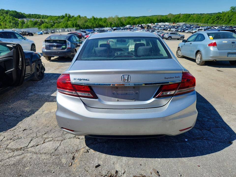 2013 Honda Civic მანქანა იყიდება აუქციონზე, vin: 2HGFB2F52DH570720, აუქციონის ნომერი: 54553136