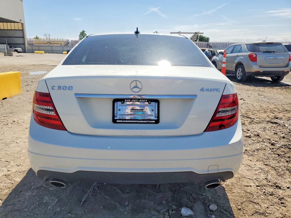 Продаж на аукціоні авто 2012 Mercedes-benz C, vin: WDDGF8BB9CR240762, номер лоту: 54123436