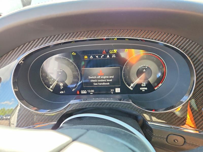 Продажа на аукционе авто 2022 Bentley Bentayga, vin: SJAAR2ZV9NC015673, номер лота: 51301916