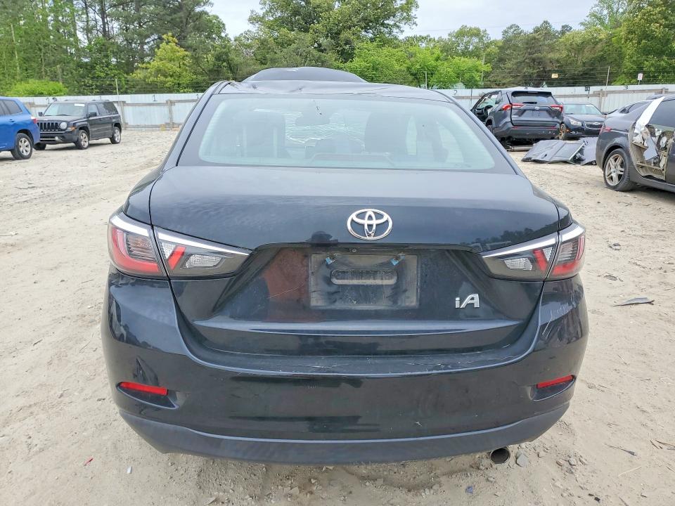 52289646 :رقم المزاد ، 3MYDLBYV3HY182980 vin ، 2017 Toyota Yaris Ia مزاد بيع