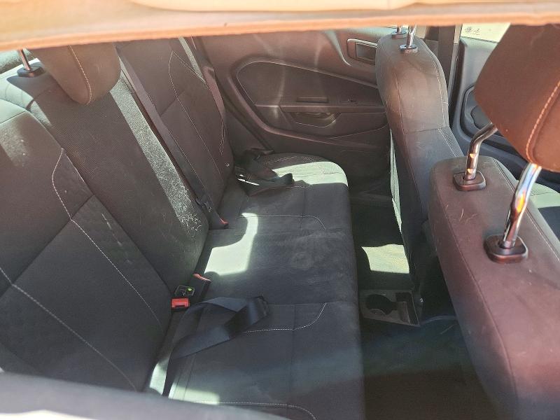 52575366 :رقم المزاد ، 3FADP4BJ7JM130355 vin ، 2018 Ford Fiesta مزاد بيع