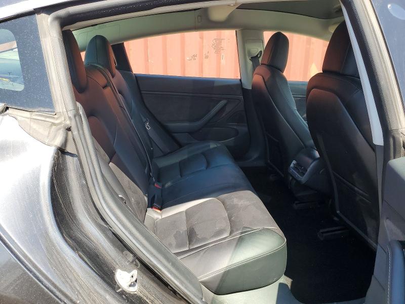 50438916 :رقم المزاد ، 5YJ3E1EA6JF025770 vin ، 2018 Tesla Model 3 مزاد بيع