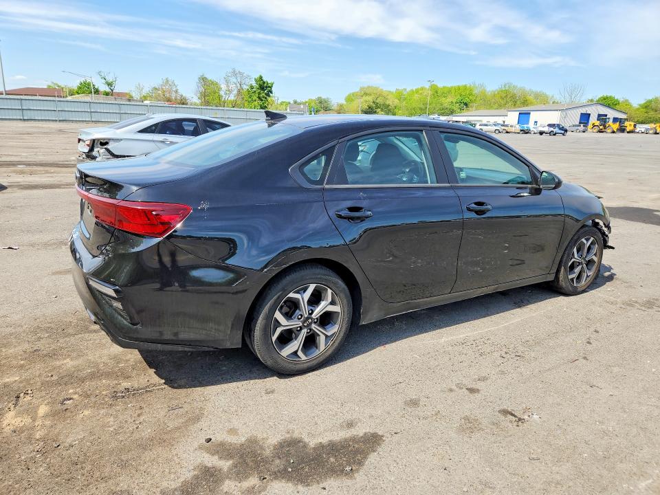 2020 Kia Forte მანქანა იყიდება აუქციონზე, vin: 3KPF24AD6LE224365, აუქციონის ნომერი: 51855036