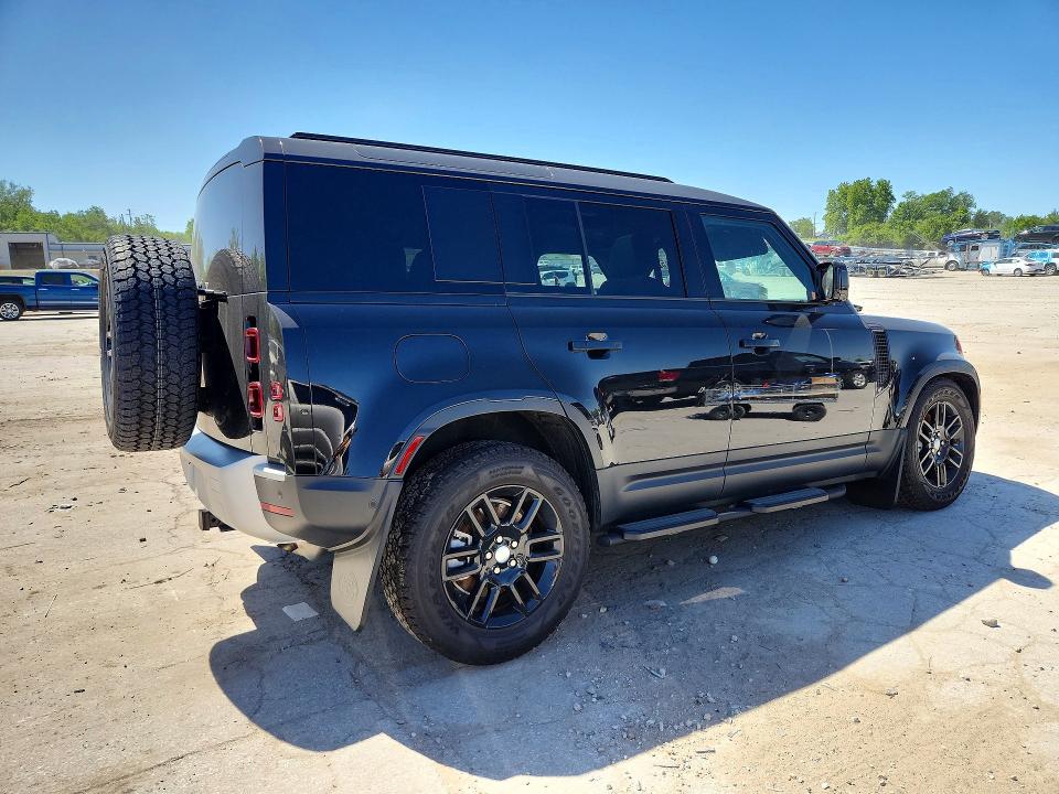 Продаж на аукціоні авто 2025 Land Rover Defender, vin: SALEJ7EX4S2403738, номер лоту: 52909956