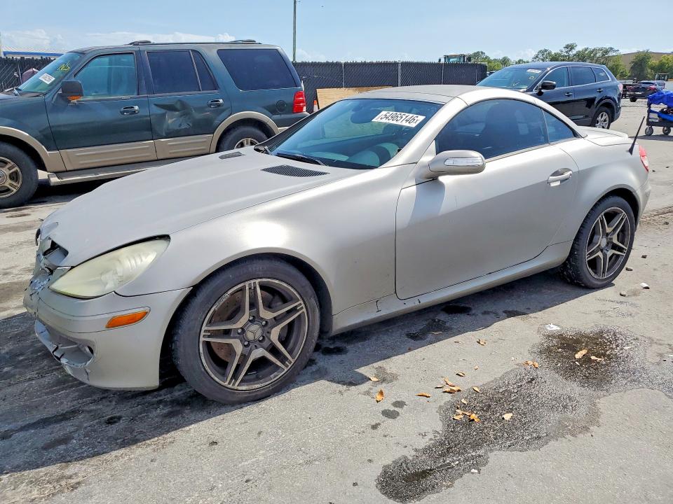54965146 :رقم المزاد ، WDBWK56F16F101324 vin ، 2006 Mercedes-benz Slk مزاد بيع