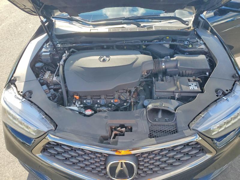 55071976 :رقم المزاد ، 19UUB2F62JA001621 vin ، 2018 Acura Tlx مزاد بيع