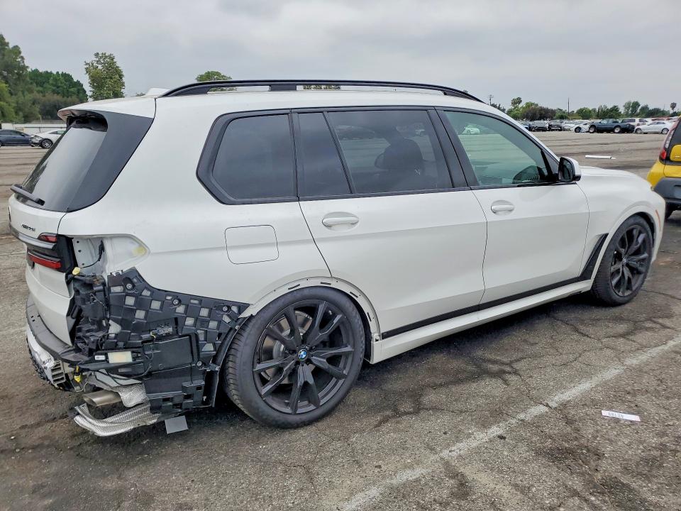 53422676 :رقم المزاد ، 5UX23EM05T9257354 vin ، 2026 Bmw X7 مزاد بيع