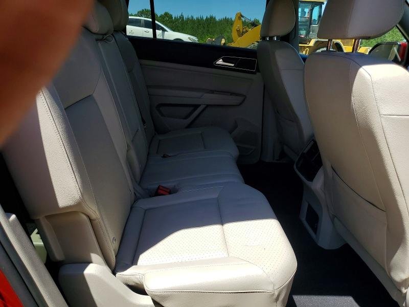 53882876 :رقم المزاد ، 1V2DR2CA9JC519540 vin ، 2018 Volkswagen Atlas مزاد بيع