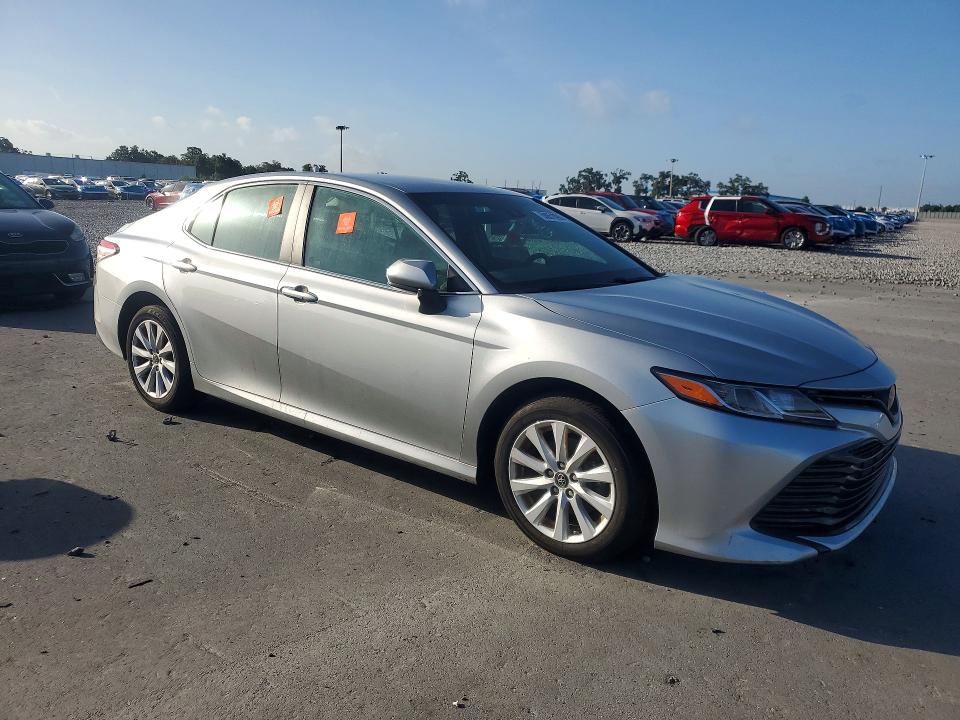 Продажа на аукционе авто 2018 Toyota Camry, vin: 4T1B11HK7JU634297, номер лота: 55051096