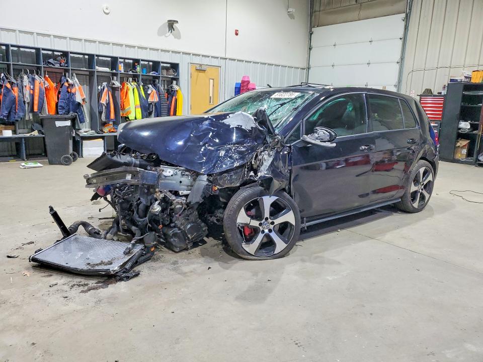 51822786 :رقم المزاد ، 3VW4T7AUXFM095768 vin ، 2015 Volkswagen Gti مزاد بيع