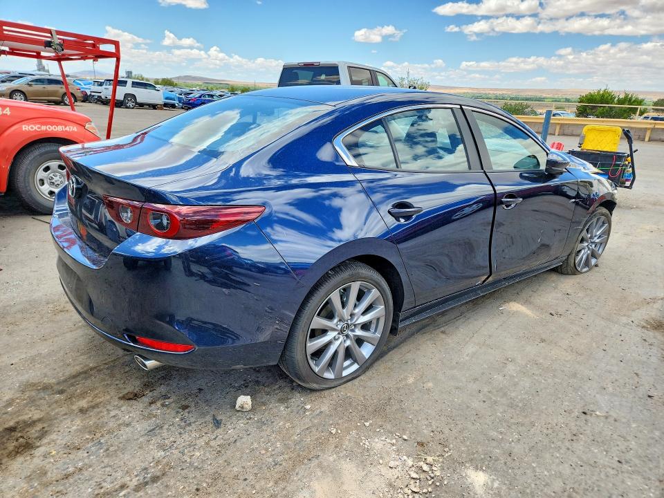 52090346 :رقم المزاد ، JM1BPACL3T1872686 vin ، 2026 Mazda 3 مزاد بيع