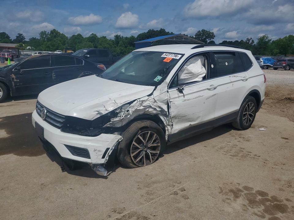 Auction sale of the 2020 Volkswagen Tiguan, vin: 3VV3B7AX0LM080513, lot number: 54221796