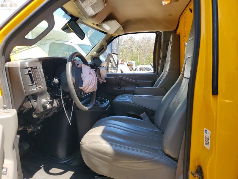 51183946 :رقم المزاد ، 7GZ37TC73NN006813 vin ، 2022 Gmc Savana مزاد بيع