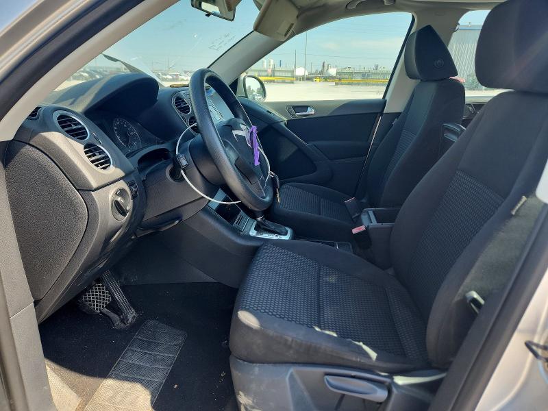 54659826 :رقم المزاد ، WVGAV7AX6AW532051 vin ، 2010 Volkswagen Tiguan مزاد بيع