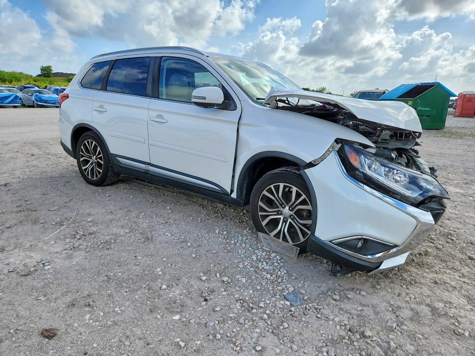 Продаж на аукціоні авто 2018 Mitsubishi Outlander, vin: JA4AD3A35JZ026698, номер лоту: 54753116