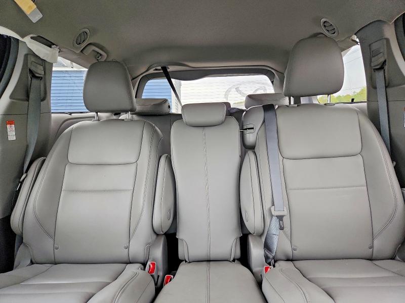 2018 Toyota Sienna მანქანა იყიდება აუქციონზე, vin: 5TDYZ3DC7JS938249, აუქციონის ნომერი: 52410056