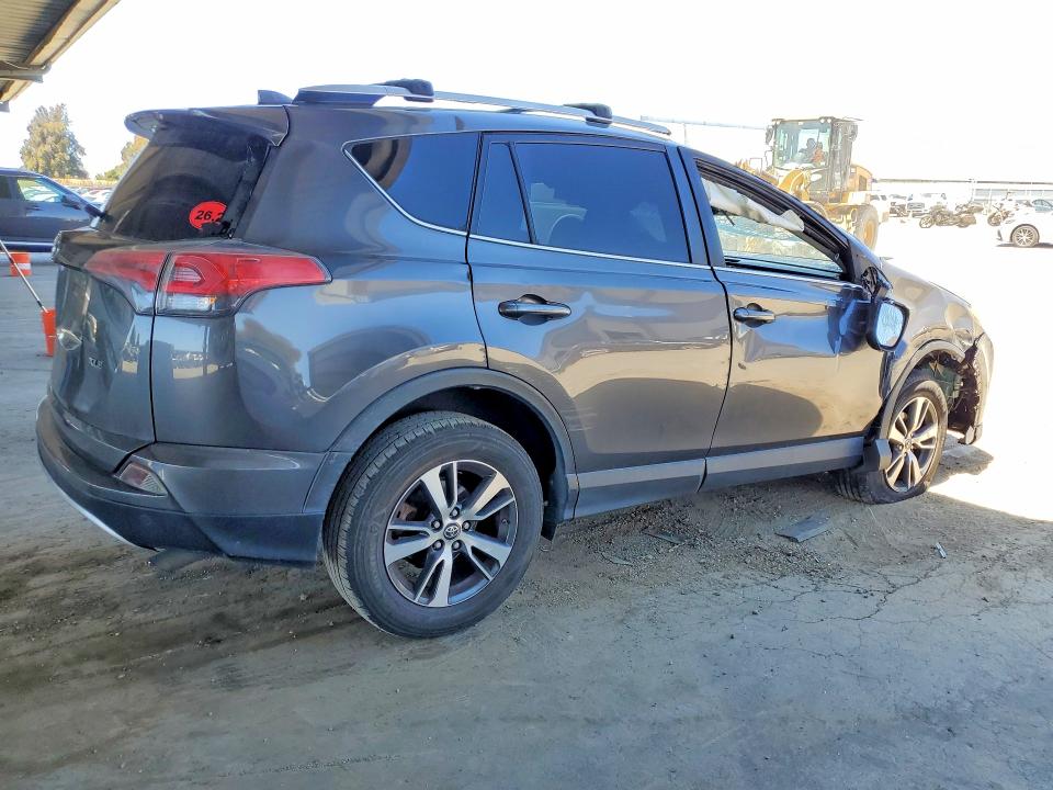 Продаж на аукціоні авто 2016 Toyota Rav4, vin: JTMWFREV9GJ084180, номер лоту: 53909206