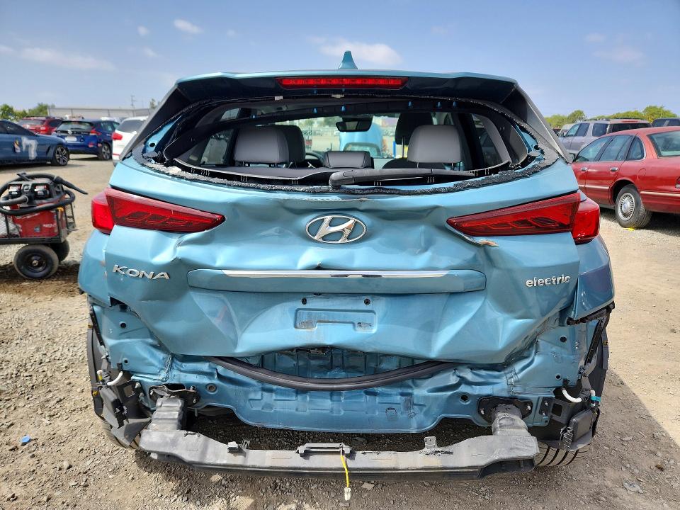 2020 Hyundai Kona მანქანა იყიდება აუქციონზე, vin: KM8K53AG6LU072305, აუქციონის ნომერი: 53809986