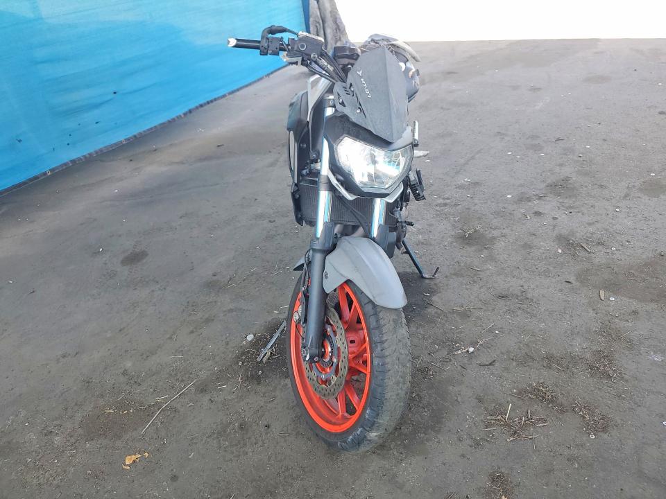52873846 :رقم المزاد ، JYARM27Y0LA001646 vin ، 2020 Yamaha Mt07 مزاد بيع