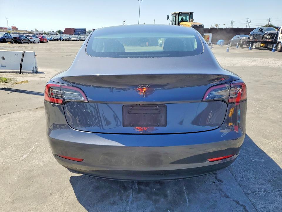 Продажа на аукционе авто 2023 Tesla Model 3, vin: 5YJ3E1EA4PF664710, номер лота: 52900536
