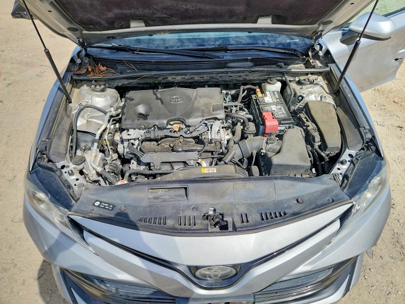 52054016 :رقم المزاد ، 4T1B11HK5KU226589 vin ، 2019 Toyota Camry مزاد بيع