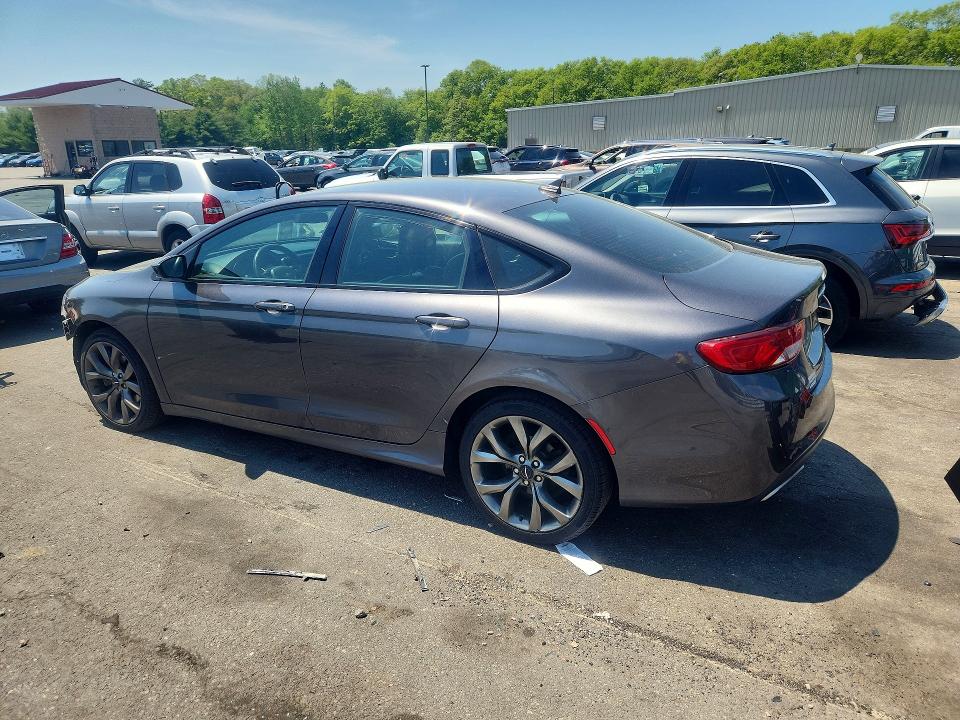 54121706 :رقم المزاد ، 1C3CCCDG1FN624158 vin ، 2015 Chrysler 200 مزاد بيع