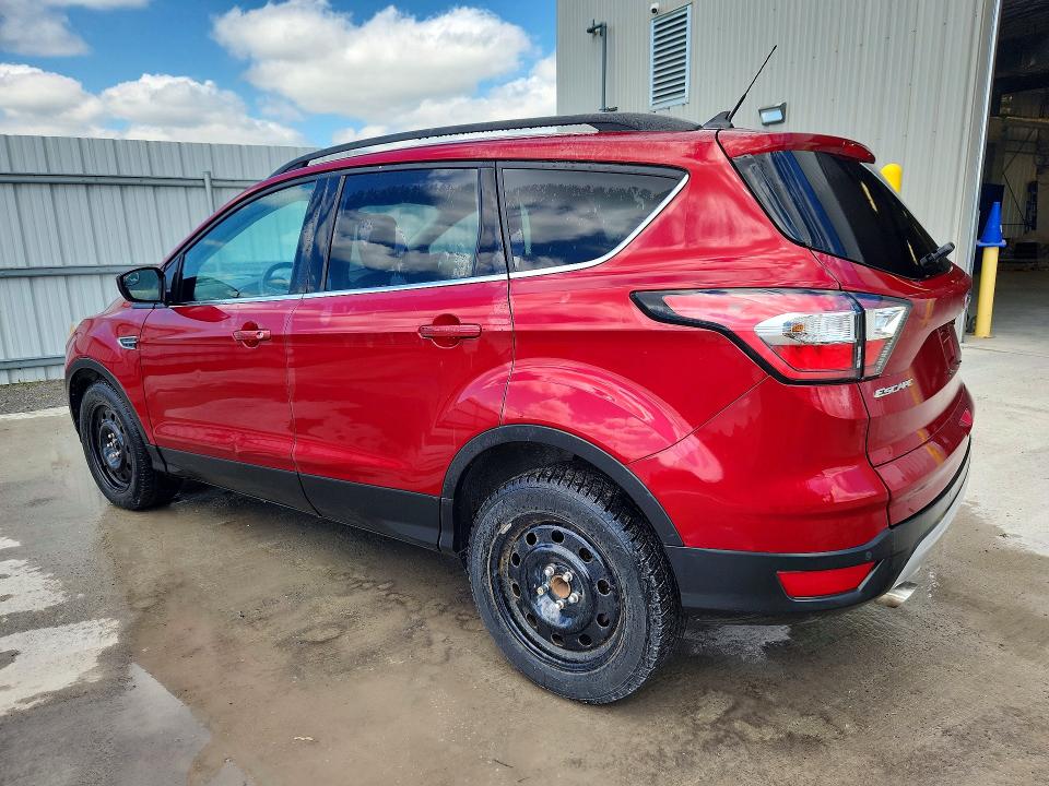 2018 Ford Escape მანქანა იყიდება აუქციონზე, vin: 1FMCU0HD4JUD23837, აუქციონის ნომერი: 55247136