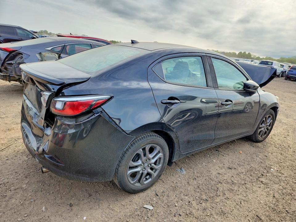 2019 Toyota Yaris მანქანა იყიდება აუქციონზე, vin: 3MYDLBYV6KY517740, აუქციონის ნომერი: 54337376