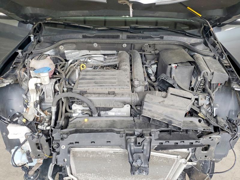 55574436 :رقم المزاد ، 3VWDB7AJ3HM367430 vin ، 2017 Volkswagen Jetta مزاد بيع