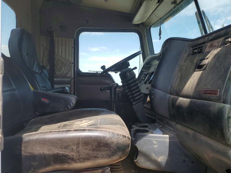 53256816 :رقم المزاد ، 1XKDDT9X04J059710 vin ، 2004 Kenworth T800 مزاد بيع