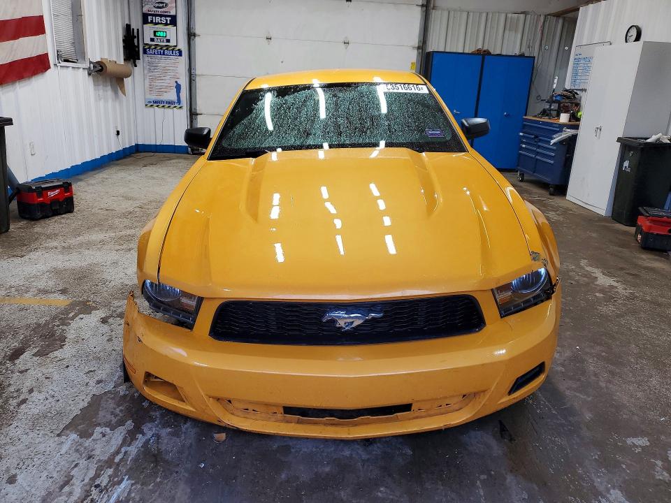 53516616 :رقم المزاد ، 1ZVBP8AM1B5145572 vin ، 2011 Ford Mustang مزاد بيع