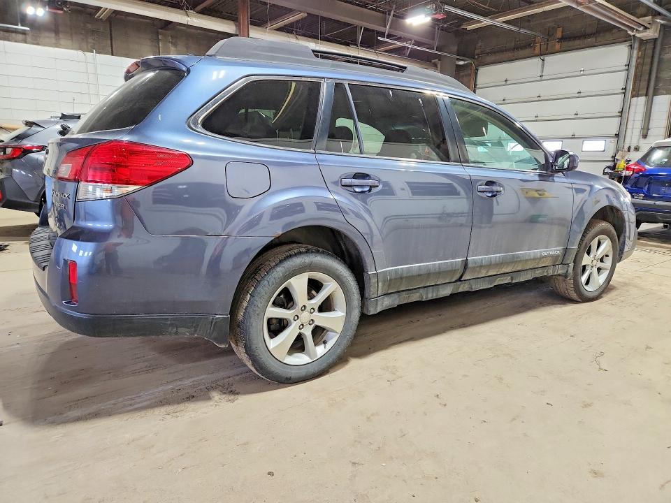Продаж на аукціоні авто 2014 Subaru Outback, vin: 4S4BRDLC1E2212702, номер лоту: 52698046