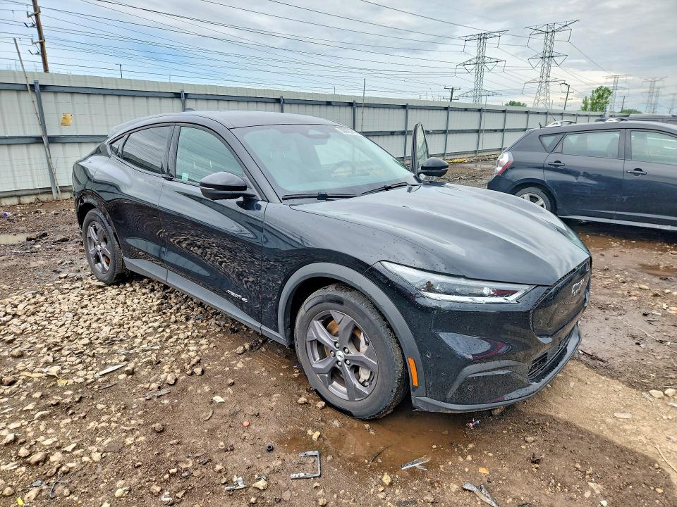 53970746 :رقم المزاد ، 3FMTK1S57PMA89834 vin ، 2023 Ford Mustang Mach-e مزاد بيع