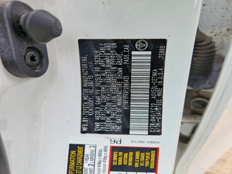 54297546 :رقم المزاد ، 4T1BF1FK8FU985425 vin ، 2015 Toyota Camry مزاد بيع