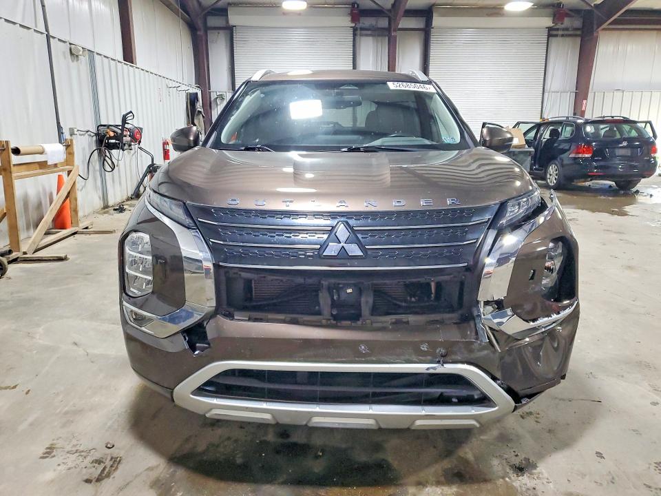 52685046 :رقم المزاد ، JA4J4VA86NZ072893 vin ، 2022 Mitsubishi Outlander مزاد بيع