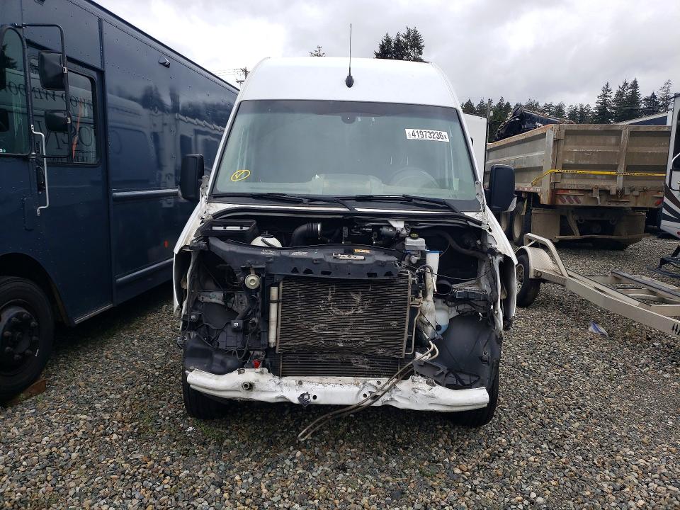 41973236 :رقم المزاد ، WD3PE7CD5HP509814 vin ، 2017 Mercedes Benz Sprinter مزاد بيع
