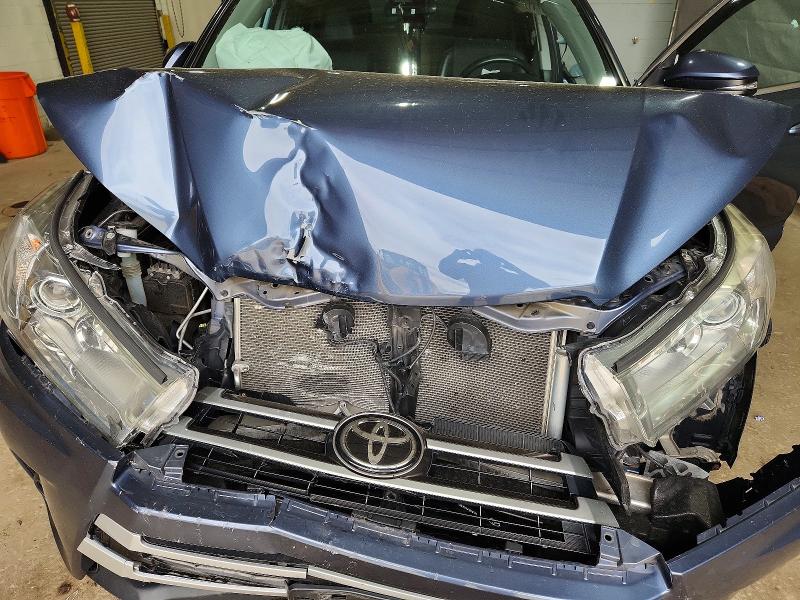 2018 Toyota Highlander მანქანა იყიდება აუქციონზე, vin: 5TDBZRFH0JS860253, აუქციონის ნომერი: 51549746