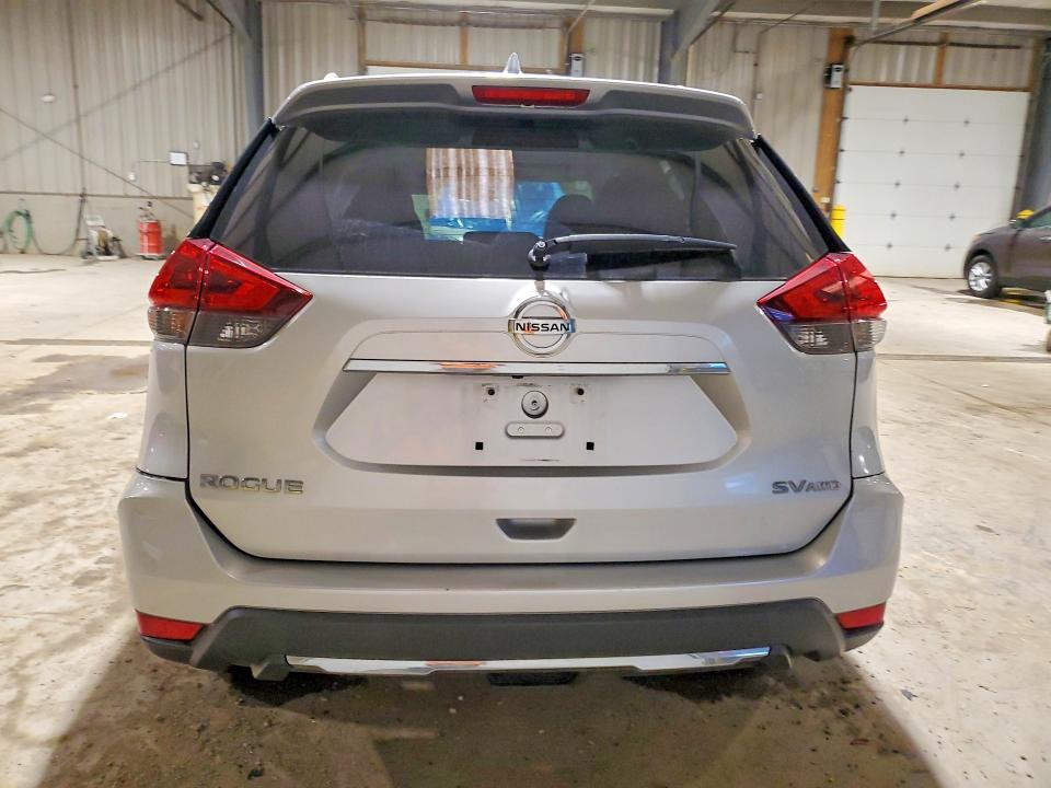 Продаж на аукціоні авто 2018 Nissan Rogue, vin: 5N1AT2MVXJC806257, номер лоту: 53371446
