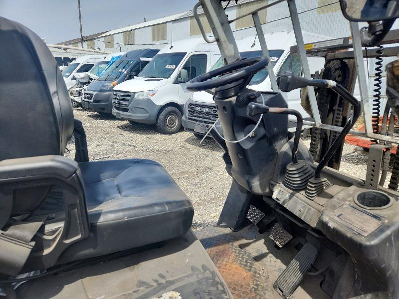 2016 Unicariers Forklift მანქანა იყიდება აუქციონზე, vin: CP1F29W22554, აუქციონის ნომერი: 52900736