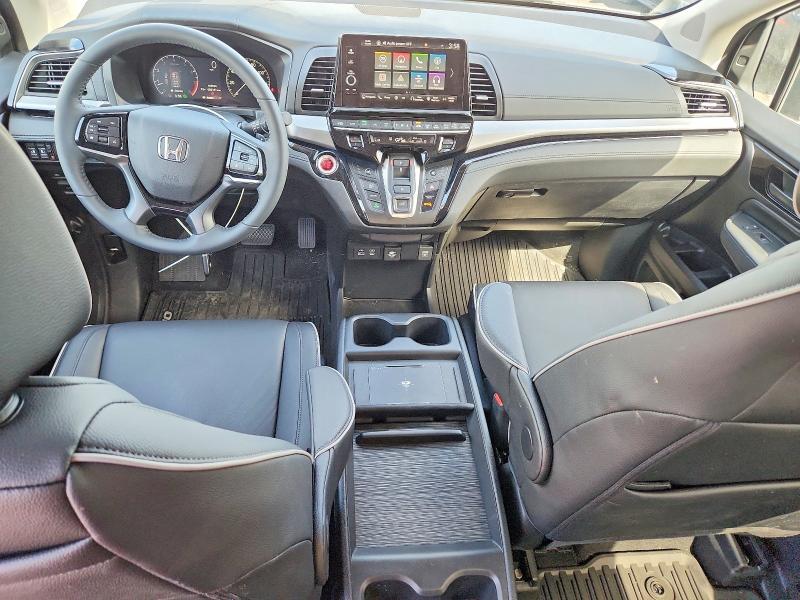 55573876 :رقم المزاد ، 5FNRL6H82TB022924 vin ، 2026 Honda Odyssey مزاد بيع