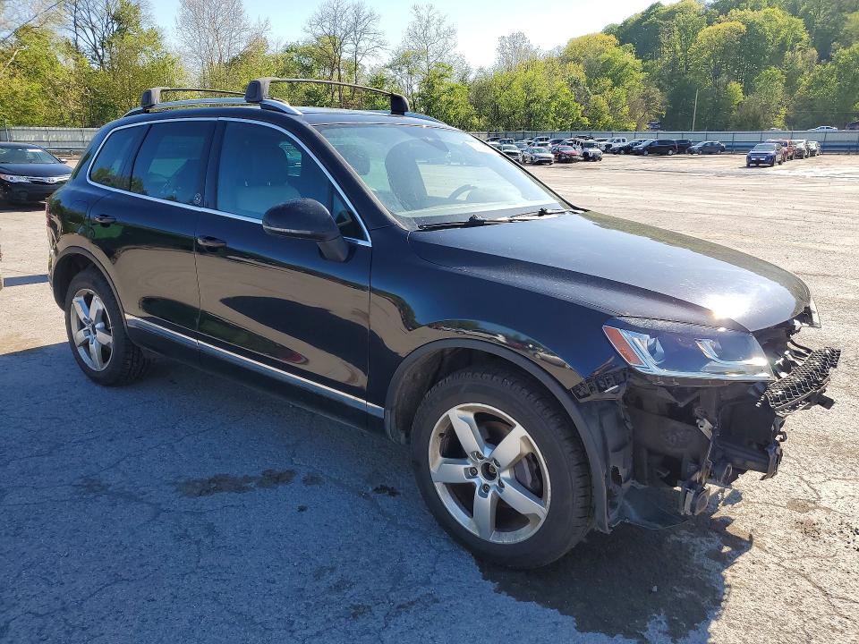 Auction sale of the 2017 Volkswagen Touareg, vin: WVGRF7BPXHD005294, lot number: 52371416