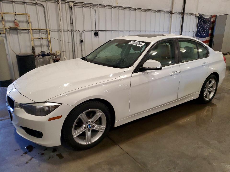 2014 Bmw 320 მანქანა იყიდება აუქციონზე, vin: WBA3C3G55ENS69920, აუქციონის ნომერი: 52243856