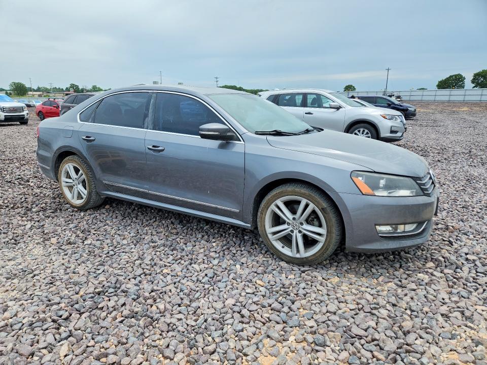 53925646 :رقم المزاد ، 1VWCN7A36DC024370 vin ، 2013 Volkswagen Passat مزاد بيع