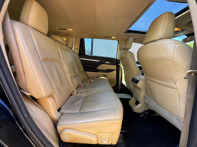Auction sale of the 2017 Toyota Highlander Hybrid, vin: 5TDJGRFH3HS023332, lot number: 54521816
