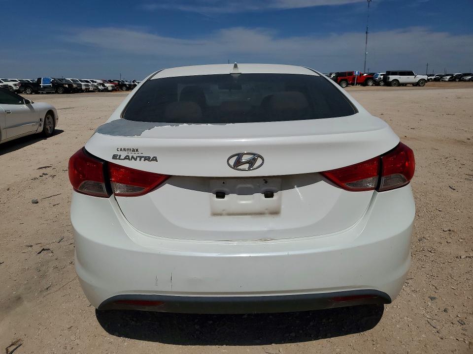 2013 Hyundai Elantra მანქანა იყიდება აუქციონზე, vin: 5NPDH4AE6DH197499, აუქციონის ნომერი: 53698436
