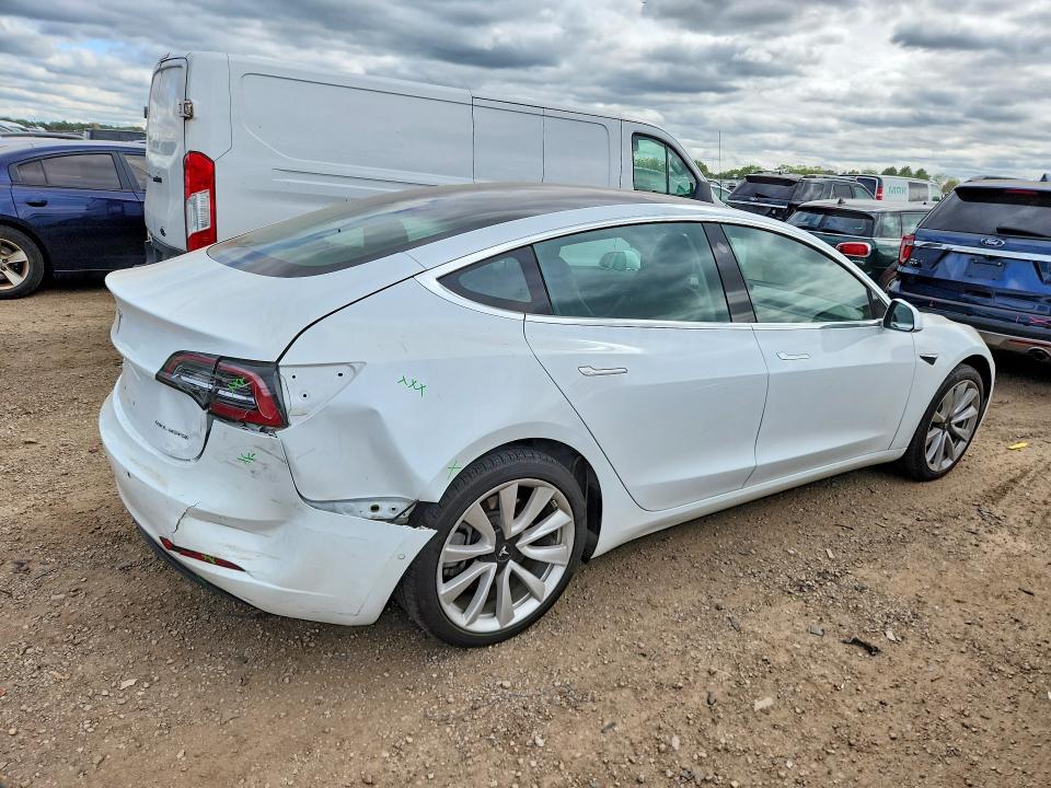 Продажа на аукционе авто 2018 Tesla Model 3, vin: 5YJ3E1EB1JF067658, номер лота: 53887976