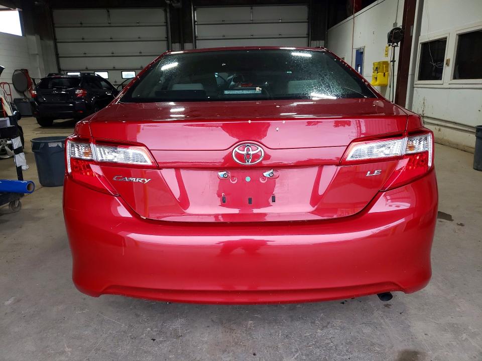 53781826 :رقم المزاد ، 4T4BF1FKXCR181483 vin ، 2012 Toyota Camry مزاد بيع