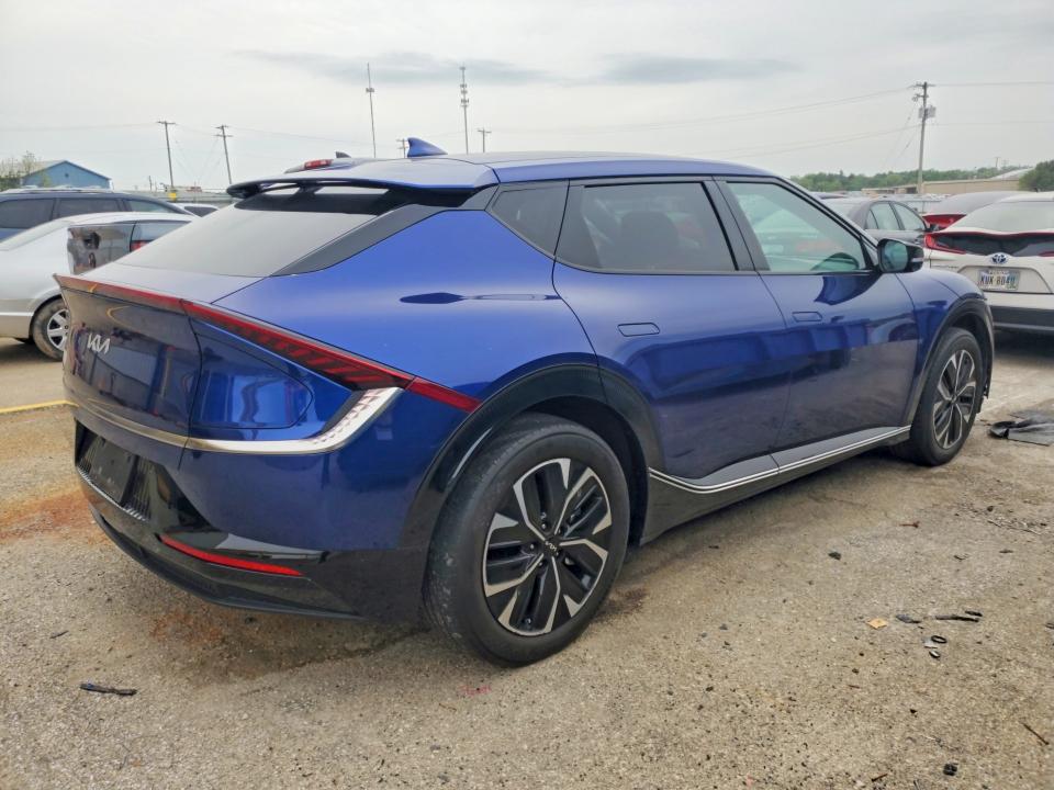2022 Kia Ev6 მანქანა იყიდება აუქციონზე, vin: KNDC3DLC8N5066145, აუქციონის ნომერი: 51370126