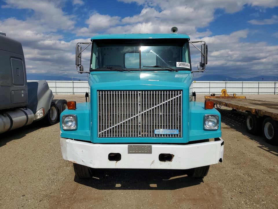 1994 Whitegmc Conventional მანქანა იყიდება აუქციონზე, vin: 4V1JLBDE0RR825415, აუქციონის ნომერი: 54996046
